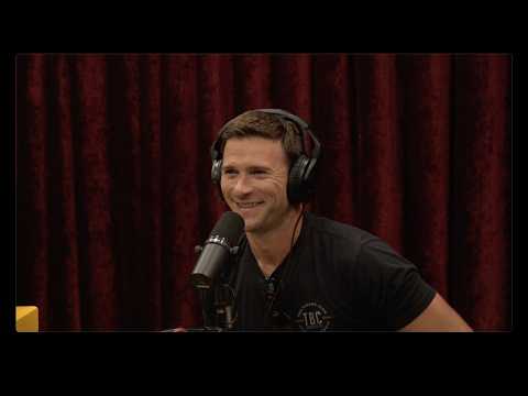 Joe Rogan Experience #2519 - Scott Eastwood